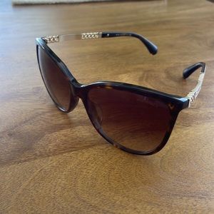 Chanel Cat Eye Chain Sunglasses in Tortoise and Gold. NWOT.